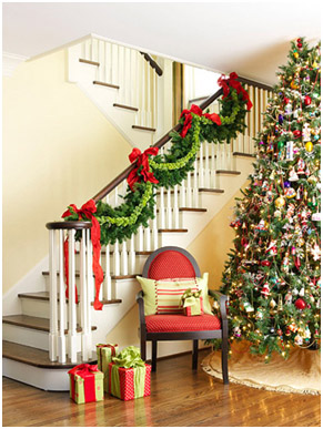 FabModula traditional christmas entryway